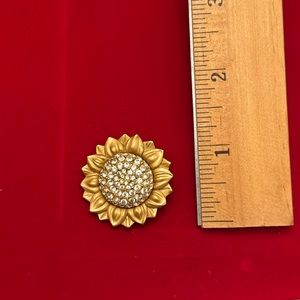 Vintage Swarovski sunflower brooch 22k gold plated